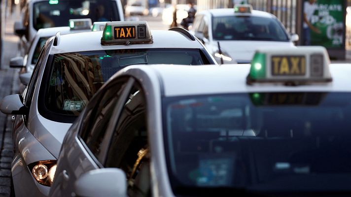 Los taxistas de Madrid vuelven a circular tras la huelga