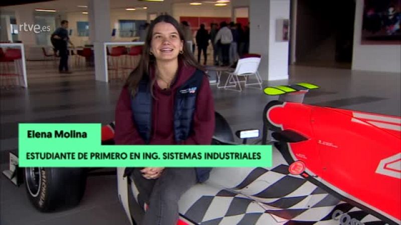 Hablamos con Elena, estudiante del Grado de Ingeniería de Sistemas en el MSI que en los meses que lleva en el centro se ha aficionado al motor de competición y le gustaría trabajar en dicho ámbito en el futuro.