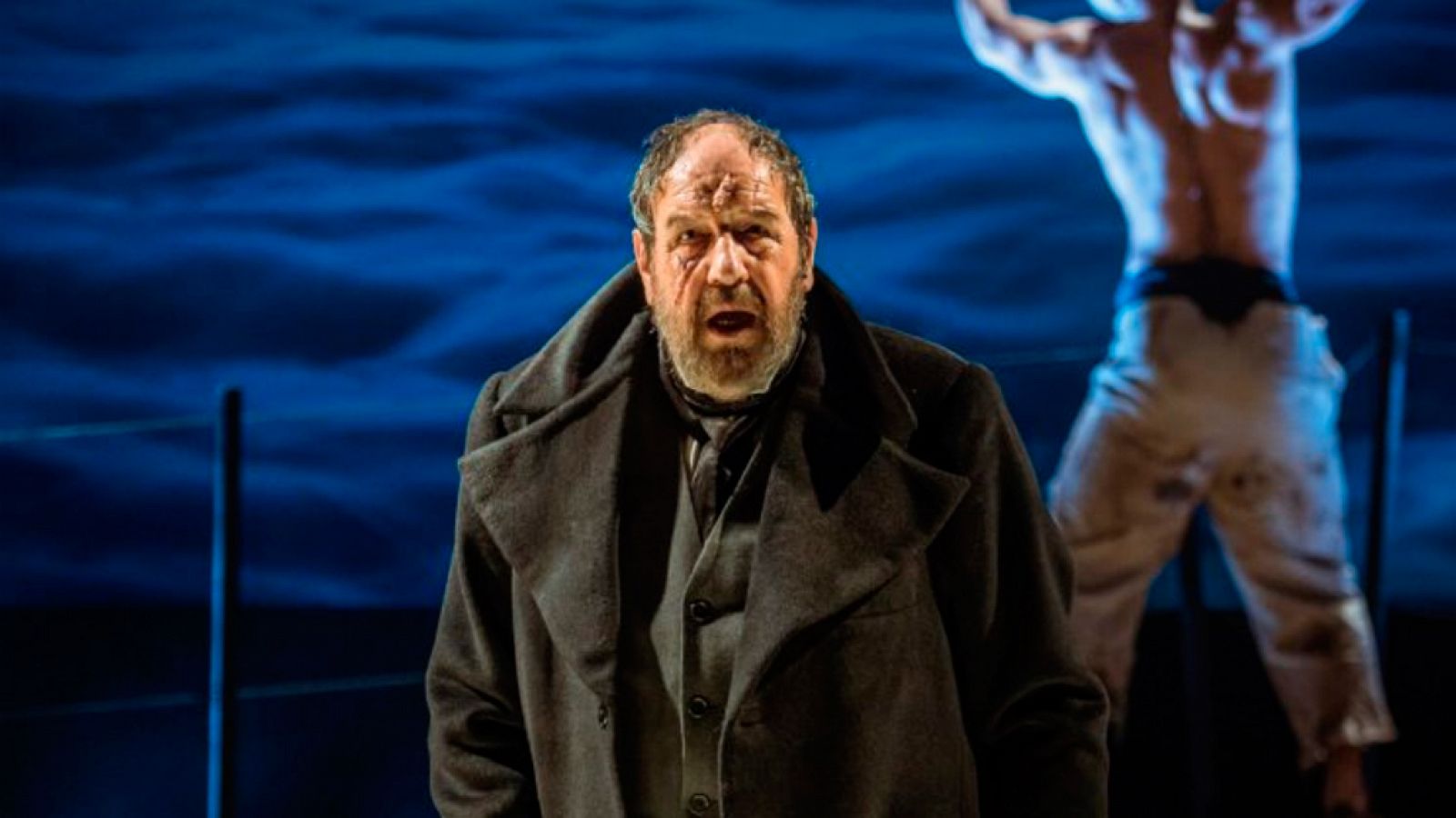 Telediario 1: Jose María Pou da vida al capitan Ahab en una versión teatral de 'Moby Dick' | RTVE Play