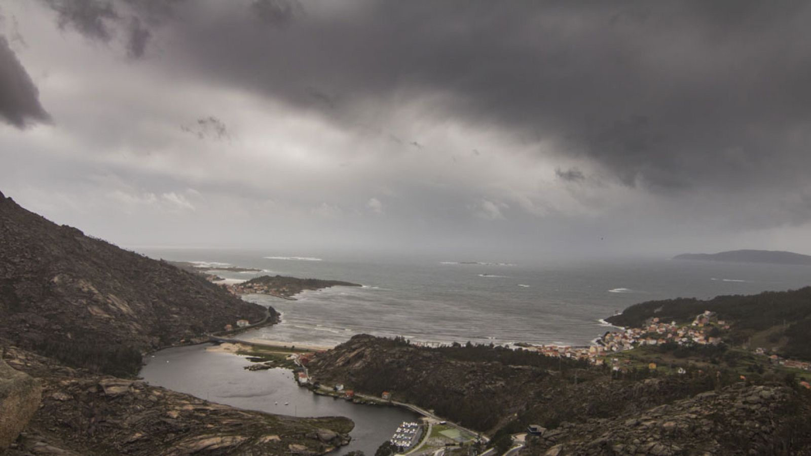 Tiempo estable, salvo lluvias en el noroeste peninsular - Ver ahora