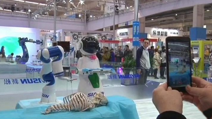 Cámara abierta - Cambios del 5G, Van Gogh Alive, Historias de Facebook y Q12