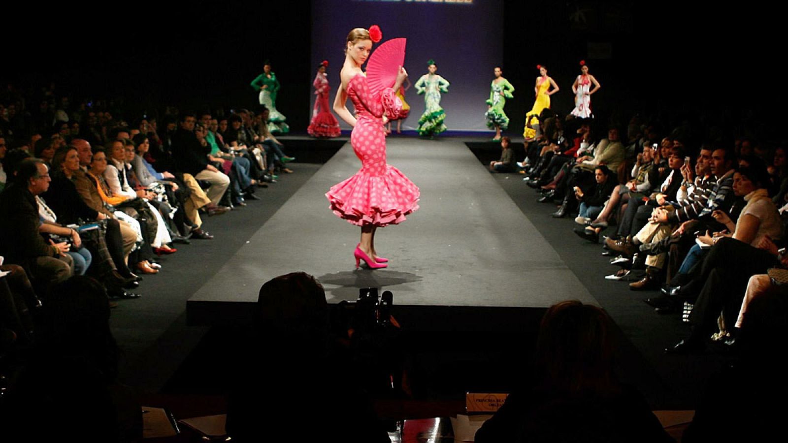 Moda: Pedro Béjar presenta su colección 'A' en el Salón Internacional de la Moda Flamenca 2019 