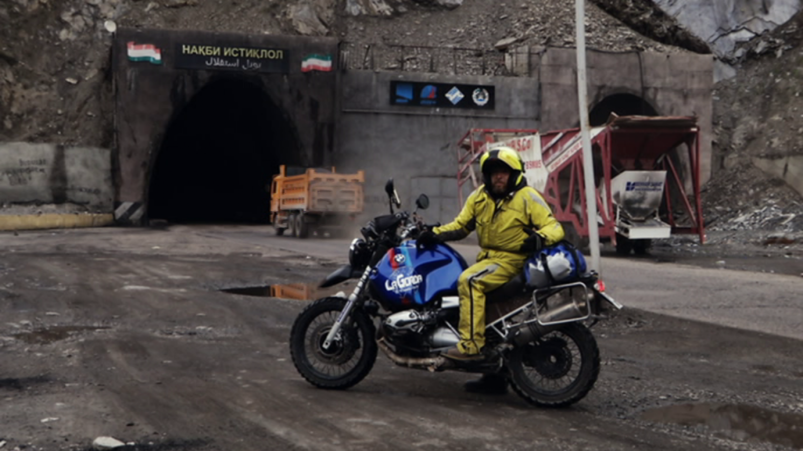 Diario de un nómada. Carreteras extremas: El túnel más peligroso del mundo