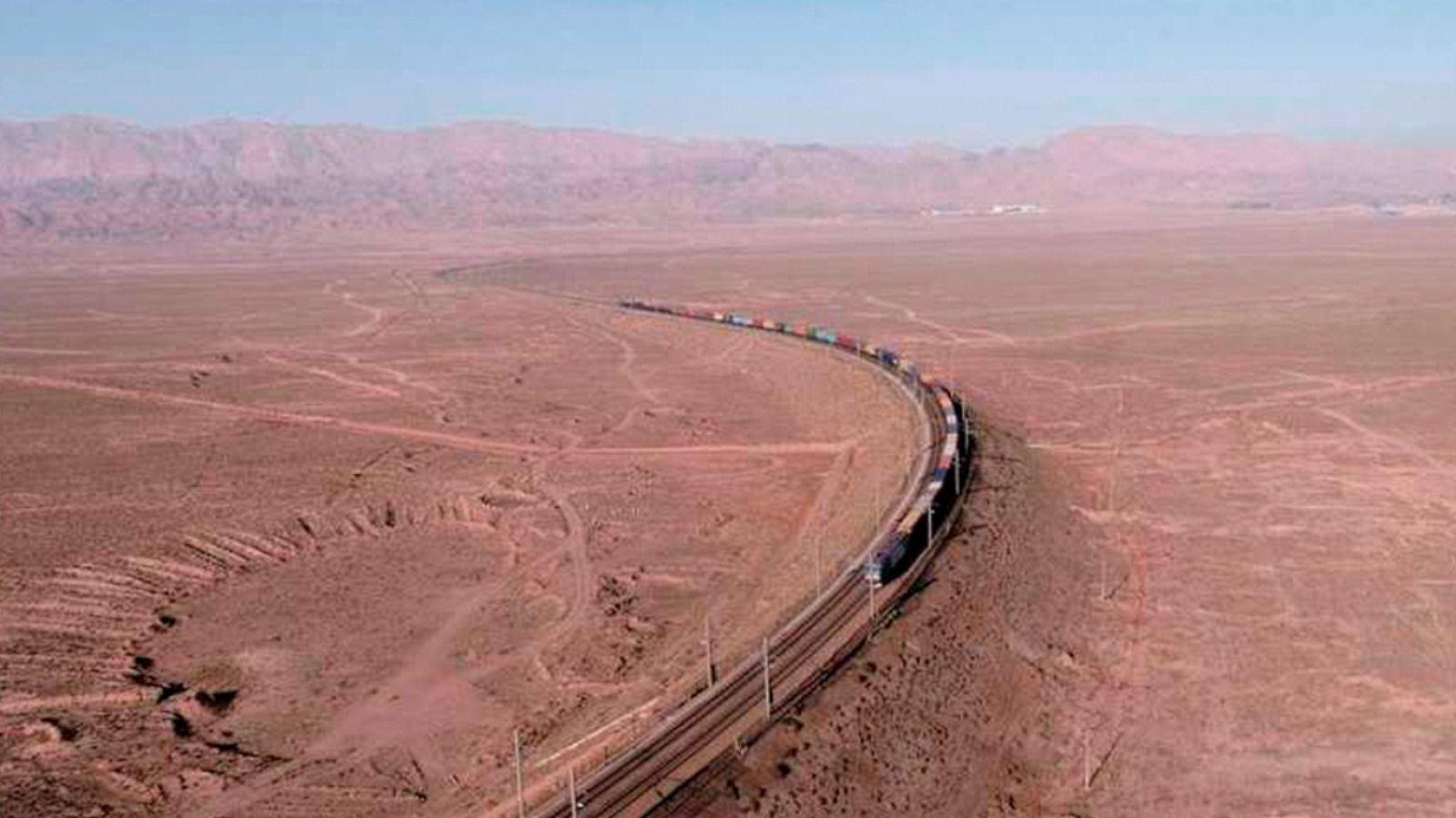 Otros documentales - El dragón de hierro - ver ahora