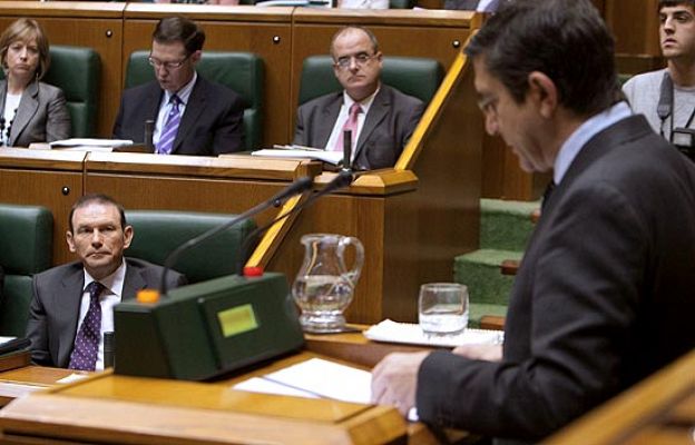  - López tiende la mano a Ibarretxe