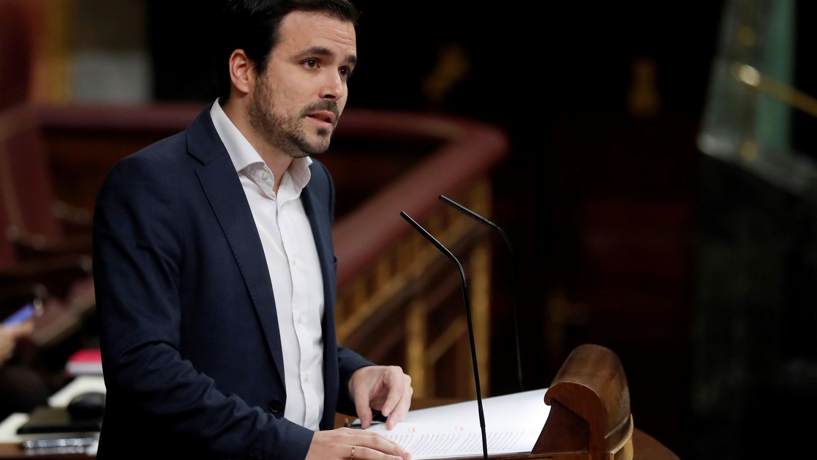 El portavoz económico de Unidos Podemos, Alberto Garzón, ha pedido a los independentistas catalanes que reconsideren su posición y permitan la tramitación de unas cuentas que son positivas "para las familias trabajadoras de este país".