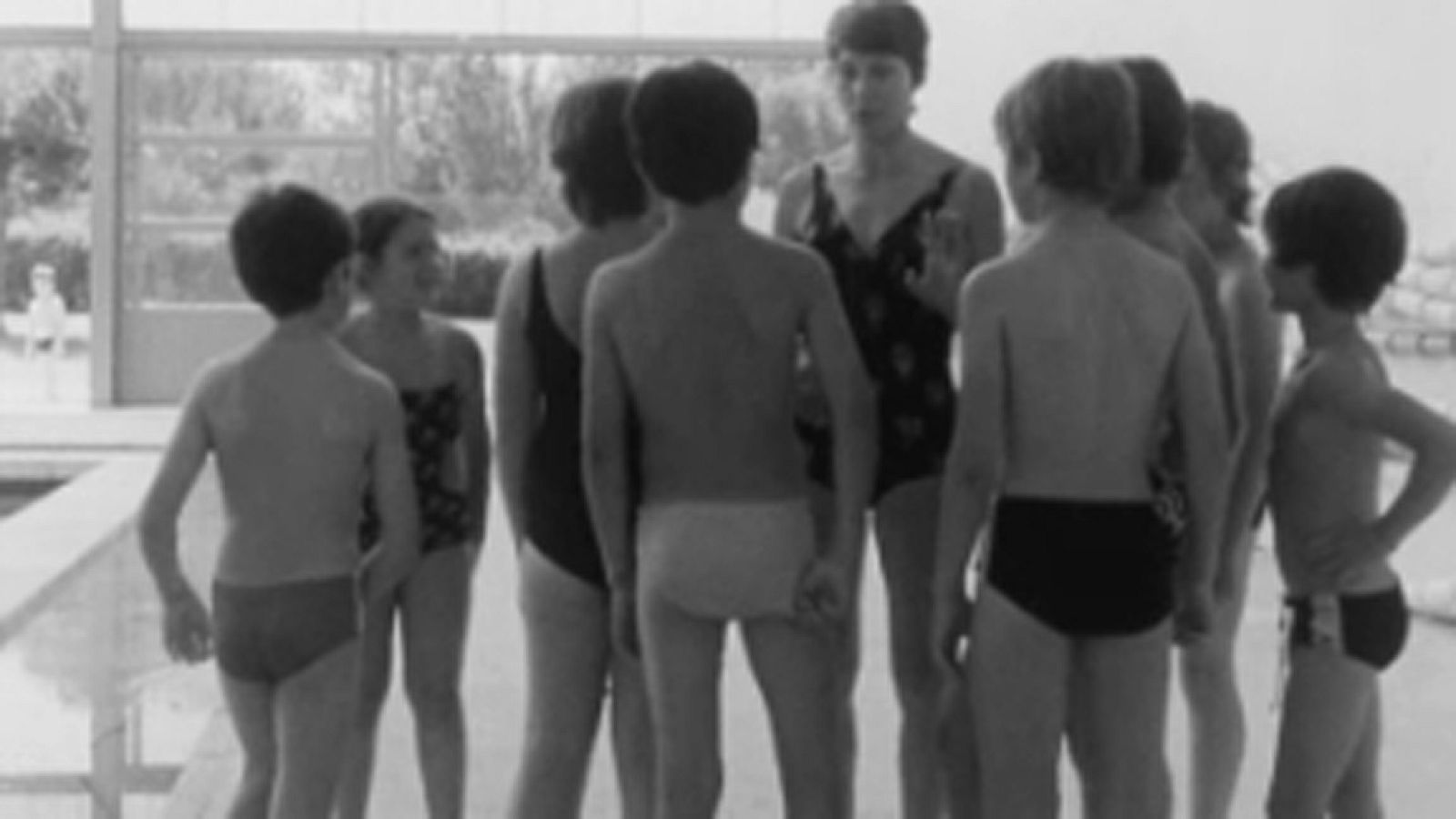 Lecciones con... Natación - La adaptación - Lecciones con... Natación | Ver