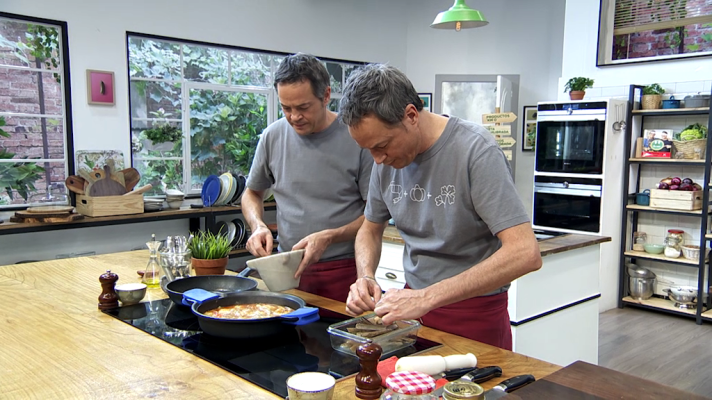 Torres en la cocina - Tartaletas de espárragos y rapé picantón