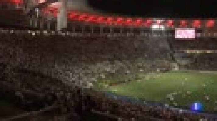 Telediario 1 - Maracaná rinde homenaje a los canteranos del Flamengo fallecidos en el incendio