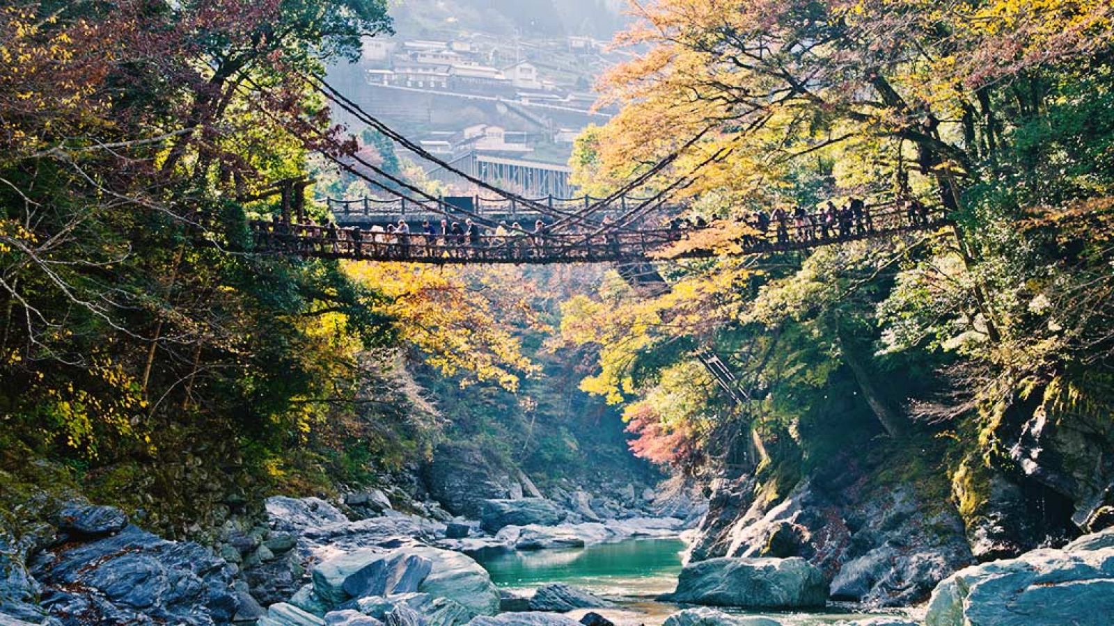 Grandes documentales - Japón desde el cielo: La tierra de los dioses - ver ahora