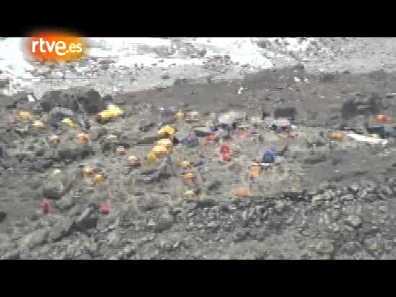 Al filo - Expedición al Kangchenjunga - Del Campo Base al Campo II - Al filo de lo imposible | Ver