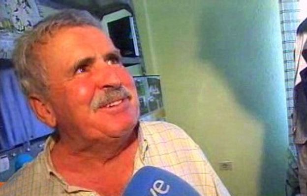 España Directo - Amador, el rey del "crecepelo"