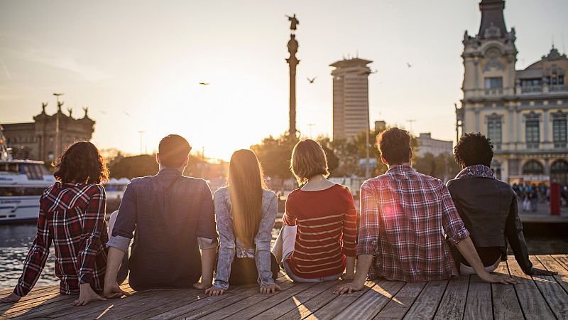 Los jóvenes son uno de los colectivos más vulnerables del mercado laboral - Ver ahora