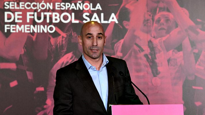 Telediario 1 - Rubiales anuncia una nueva Supercopa