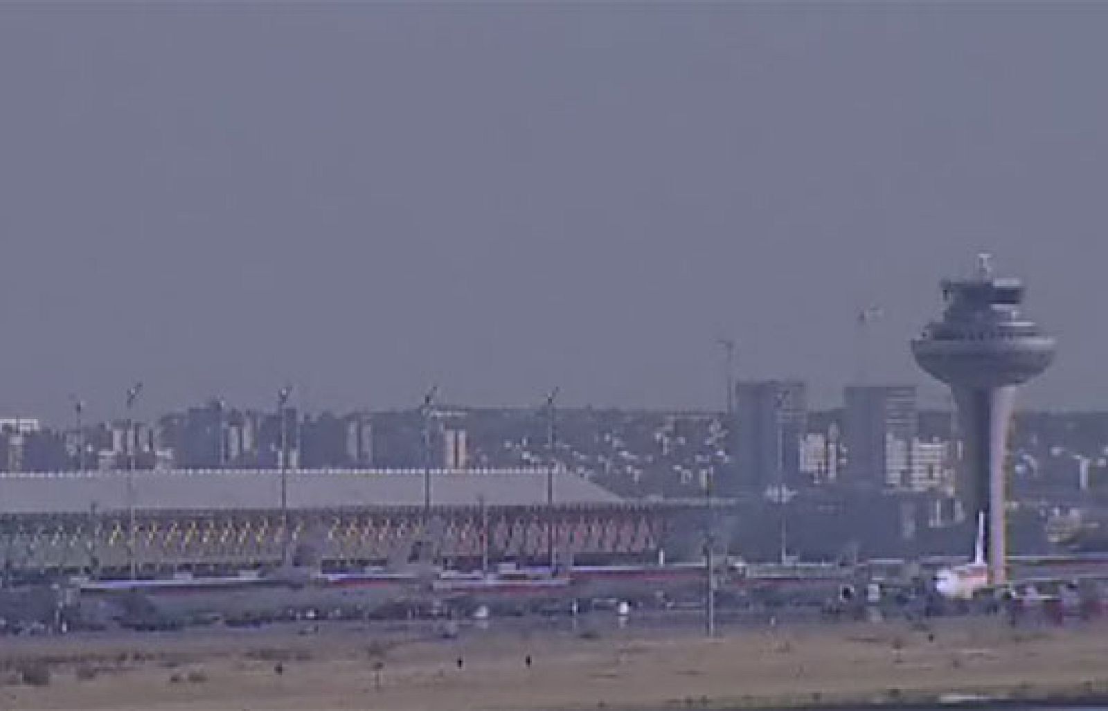 El Aeropuerto de Barajas va a mejorar su protocolo de emergencias y seguridad | Ver