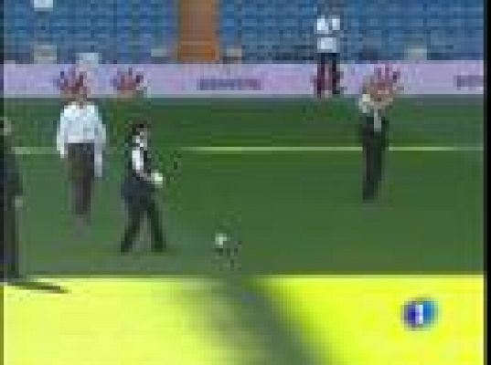  - Los Comisarios, al Bernabéu