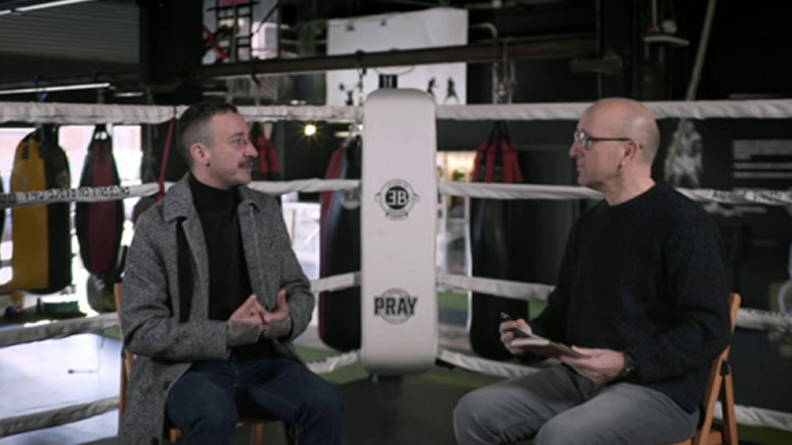 Página Dos - Thomas Page McBee - ver ahora