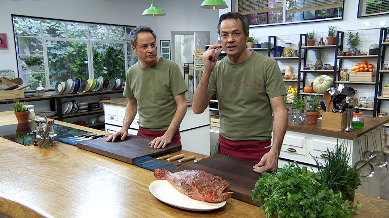 Torres en la cocina - Tartar de cabracho y paella de butifarra y pulpo - ver ahora