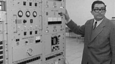 Estación de comunicaciones vía satélite