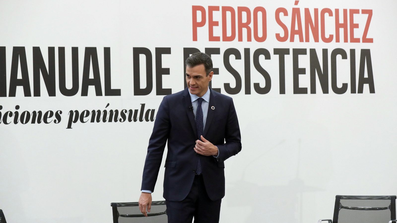Vídeo: ¿Qué cuenta el 'Manual de resistencia' de Pedro Sánchez? - RTVE.es