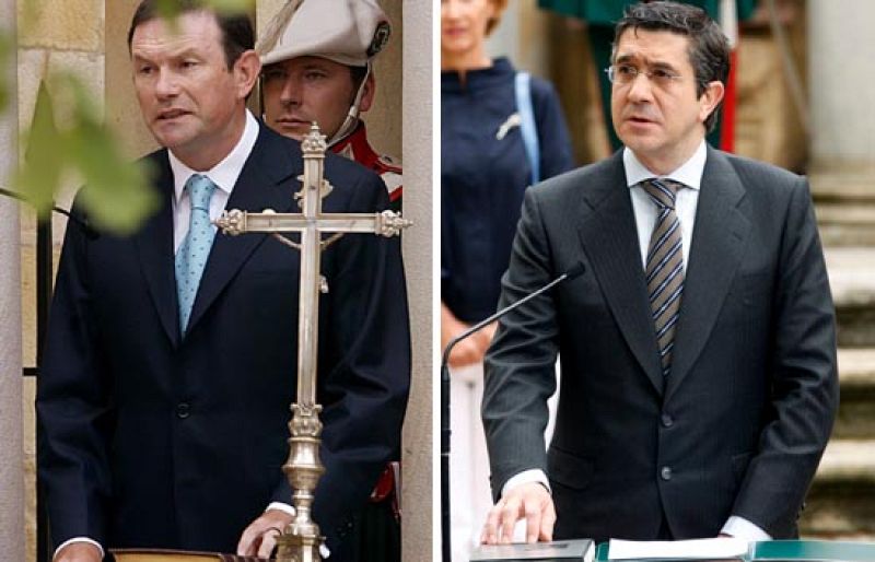 La toma de posesión de Juan José Ibarretxe hace cuatro años y la de Patxi López este jueves difirieron tanto en la ceremonia como en el contenido de su juramento.  