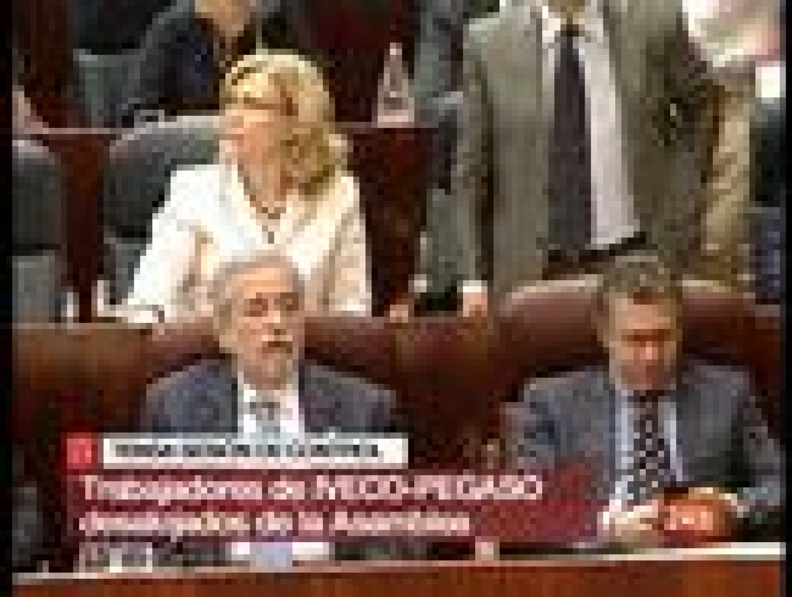 Trabajadores de Iveco-Pegaso increpan al gobierno regional durante la sesión de control en la Asamblea de Madrid | Ver