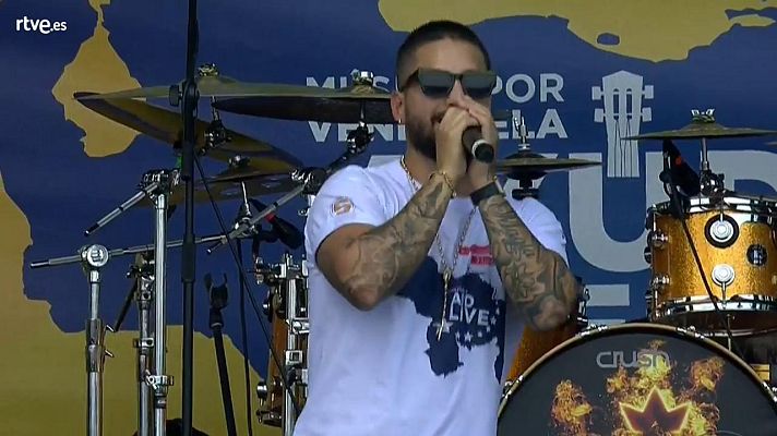 Otros programas - Maluma canta "Felices los 4"