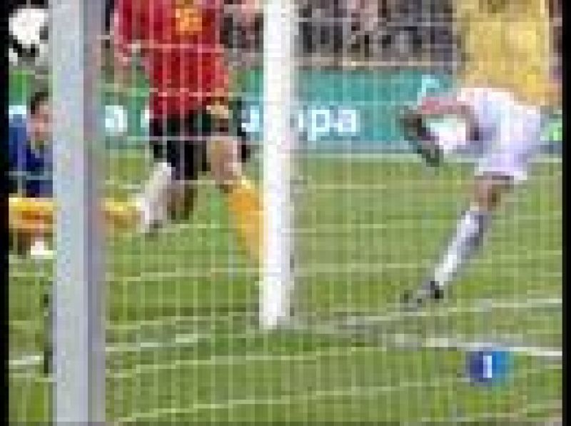 Iniesta se convirtió en el héroe del partido en 'Stamford Bridge' tras marcar el gol que le dio el pase al Barça a la final de Roma.