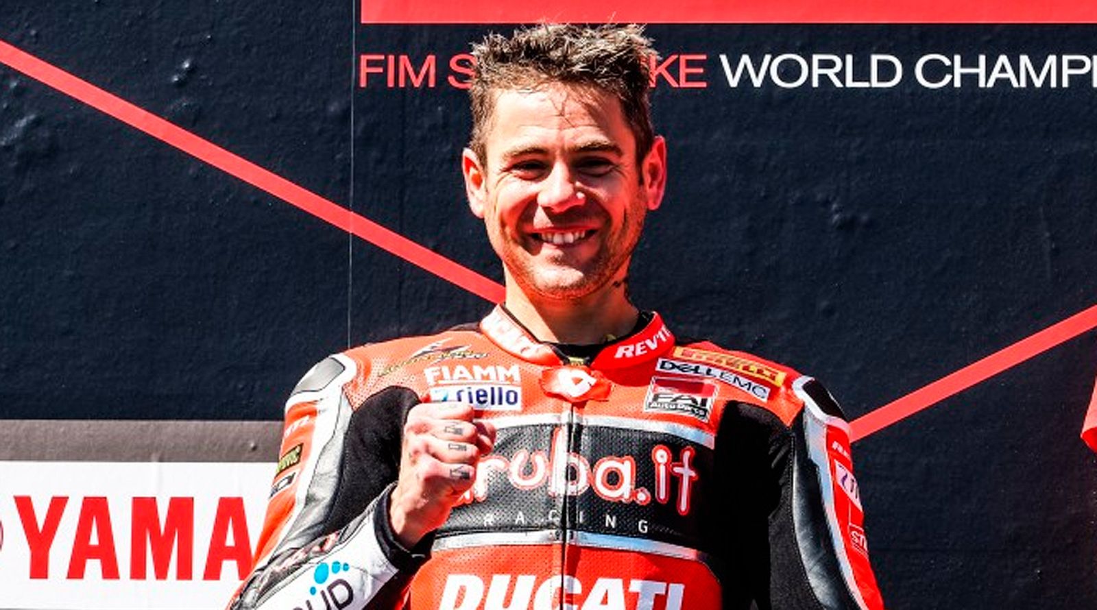 Tras imponerse en la primera carrera de la prueba de Australia, Álvaro Bautista te invita a ver la segunda este domingo en Teledeporte.