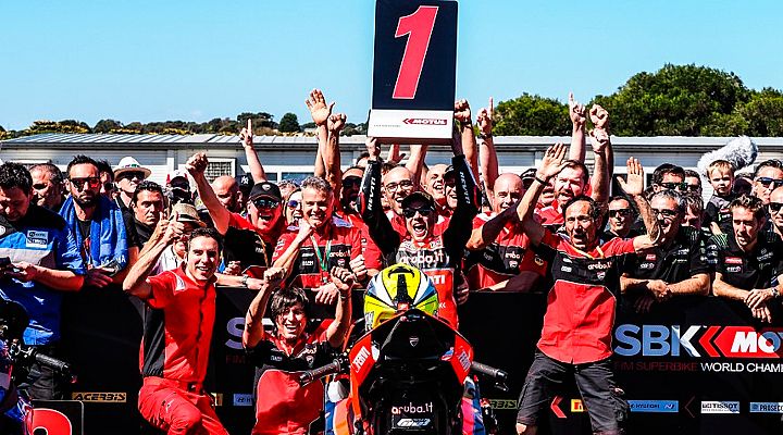 Informativo 24h - Bautista reina en su debut en el Mundial de Superbikes