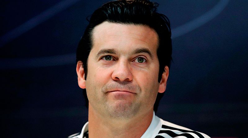 El técnico del Real Madrid, Santiago Solari, ha ironizado con el calendario de la Liga y ha dicho que le resulta "divertido". El entrenador blanco ha reucperadoa Isco para el partido contra el Levante de este domingo.