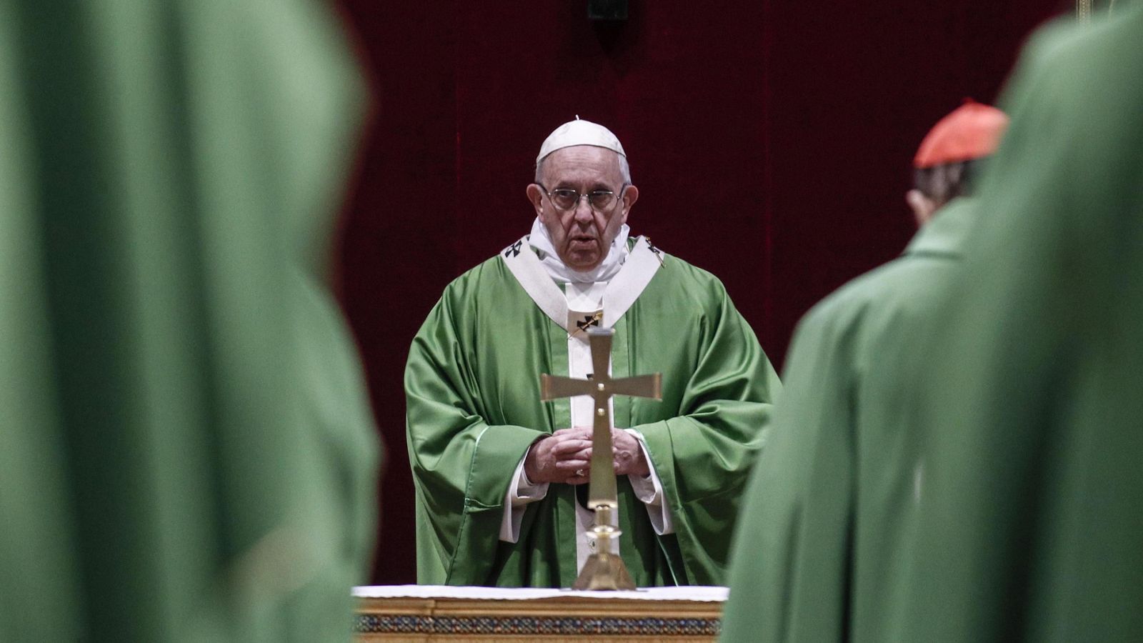 Telediario 1: El papa promete que la Iglesia llevará a la justicia "a cualquiera" que cometa abusos | RTVE Play