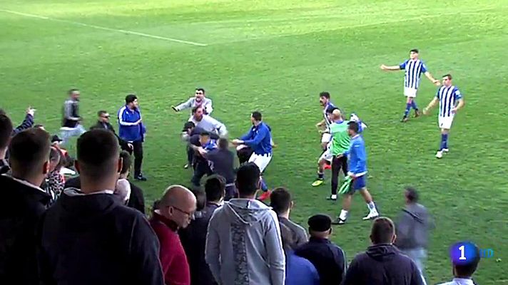 Telediario 1 - Ultras del Xerez agreden a jugadores del Écija