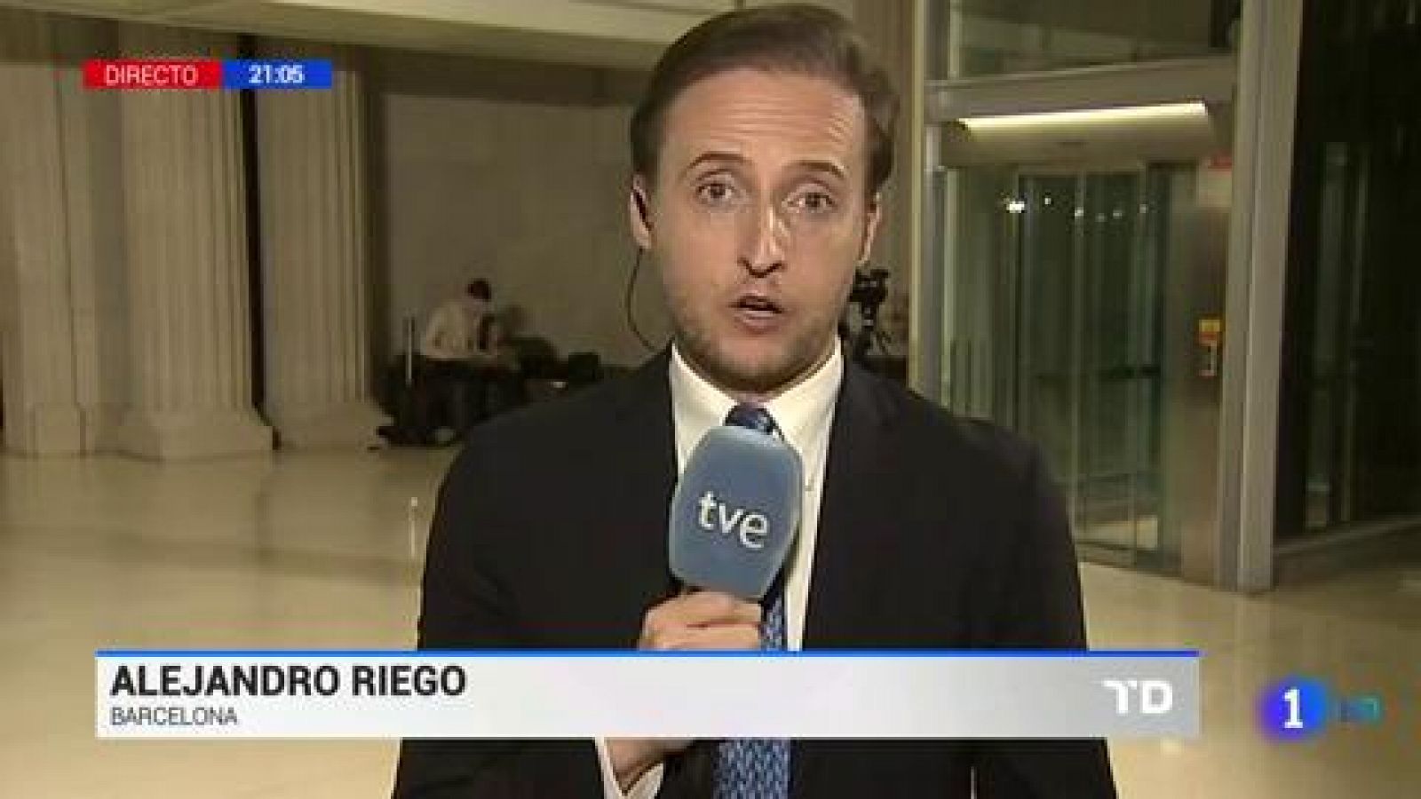 Telediario 1: Felipe VI asegura que la Constitución ha representado un "éxito político sin precedentes" en la historia de España | RTVE Play