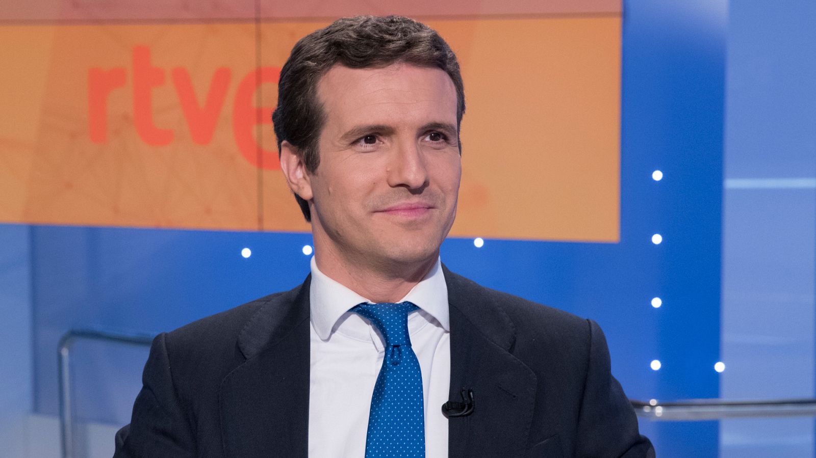 Entrevista en TVE: Pablo Casado asegura que "España no podía seguir en manos de un Gobierno que estaba pactando con Torra en Pedralbes"