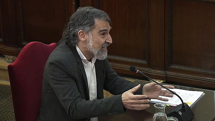 Informativo 24h - Cuixart acusa a la Fiscalía de usar un "hecho menor" como los daños en los coches para acusarles de rebelión