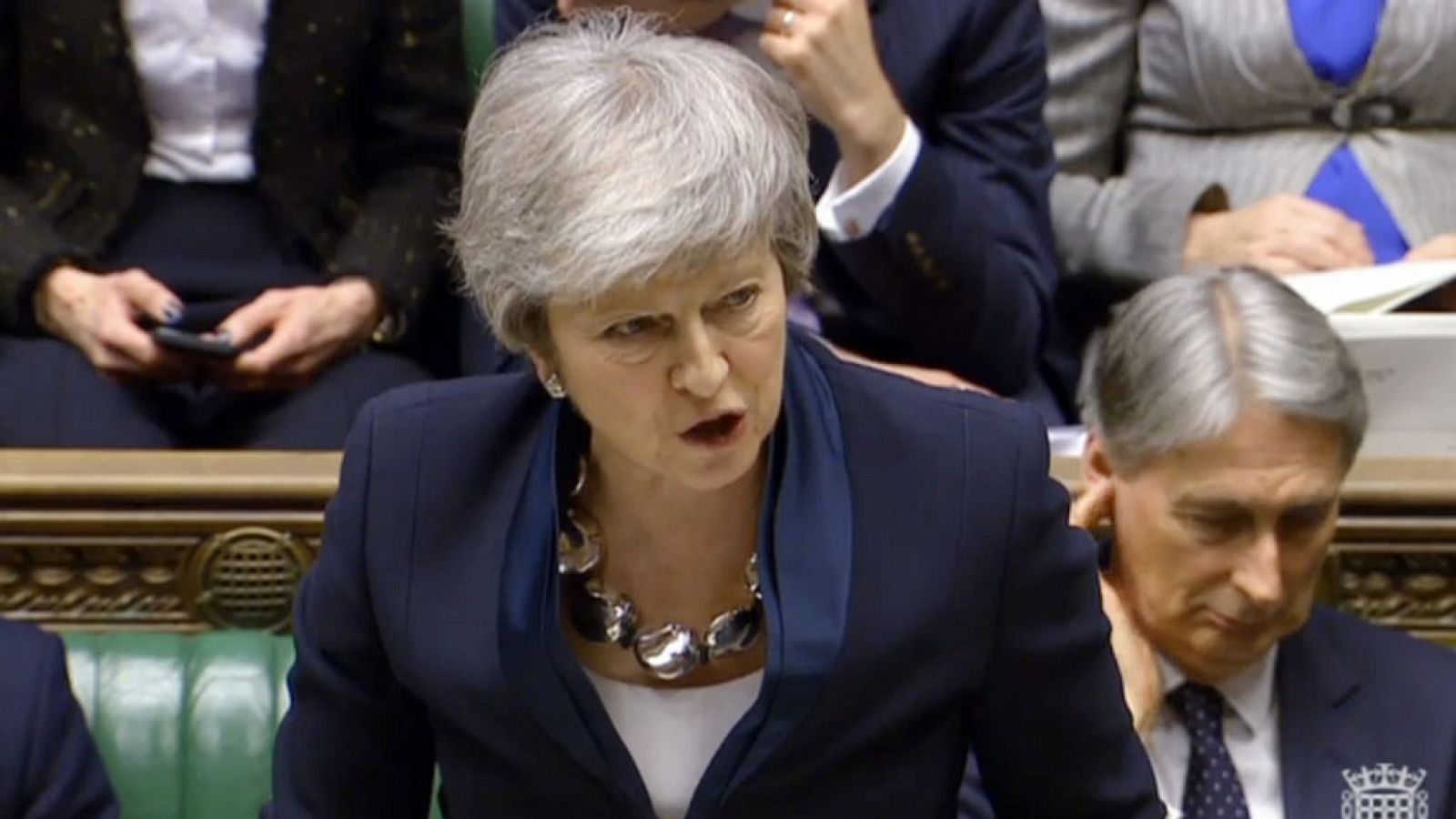 May promete al Parlamento votar sobre un aplazamiento del 'Brexit'