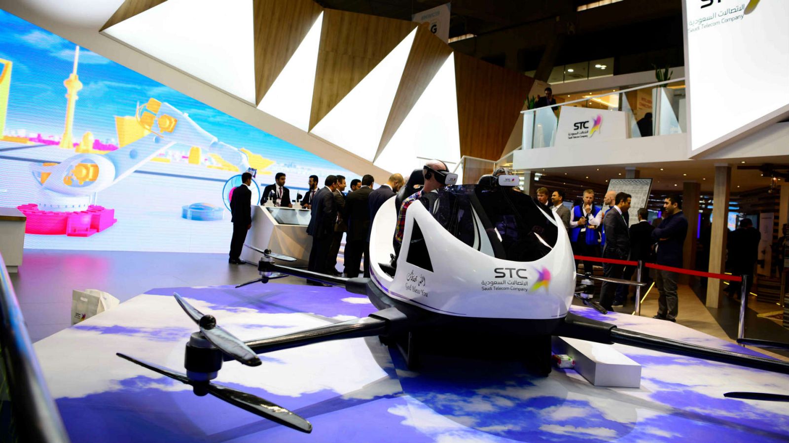 La conducción autónoma se alía con la conectividad para aumentar la seguridad en todo tipo de vehículos