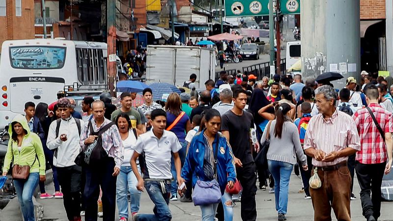 Debate en las calles venezolanas sobre una posible detención de Juan Guaidó