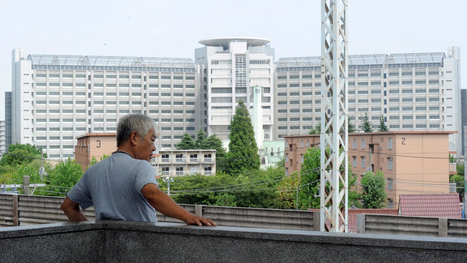 Aumentan los ancianos que delinquen en Japón para vivir en prisión