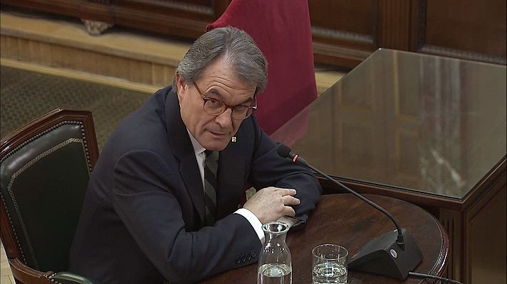 Informativo 24h - Artur Mas asegura que la intención de la Generalitat siempre fue "acordar los términos de un referéndum" con el Gobierno