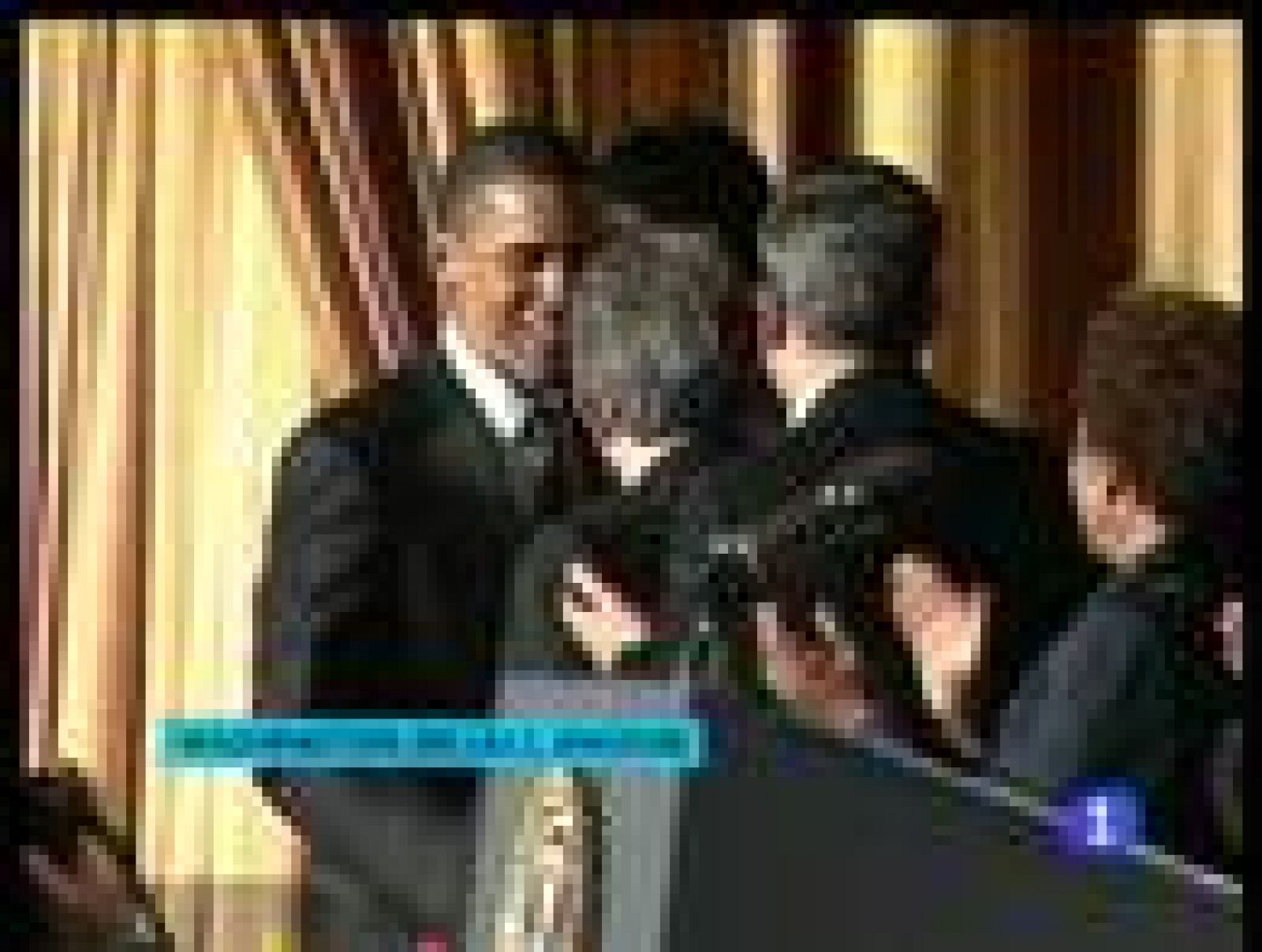 Sin programa: Obama bromea en la Casa Blanca | RTVE Play