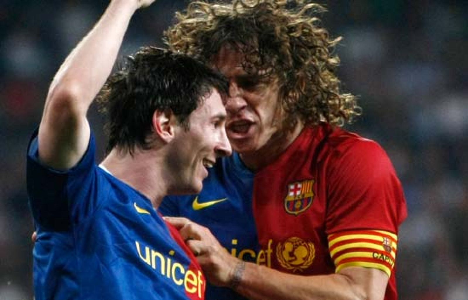 Los de Guardiola se enfrentan al Villarreal en el camp Nou buscando una victoria que les permita proclamarse campeones de la Liga  