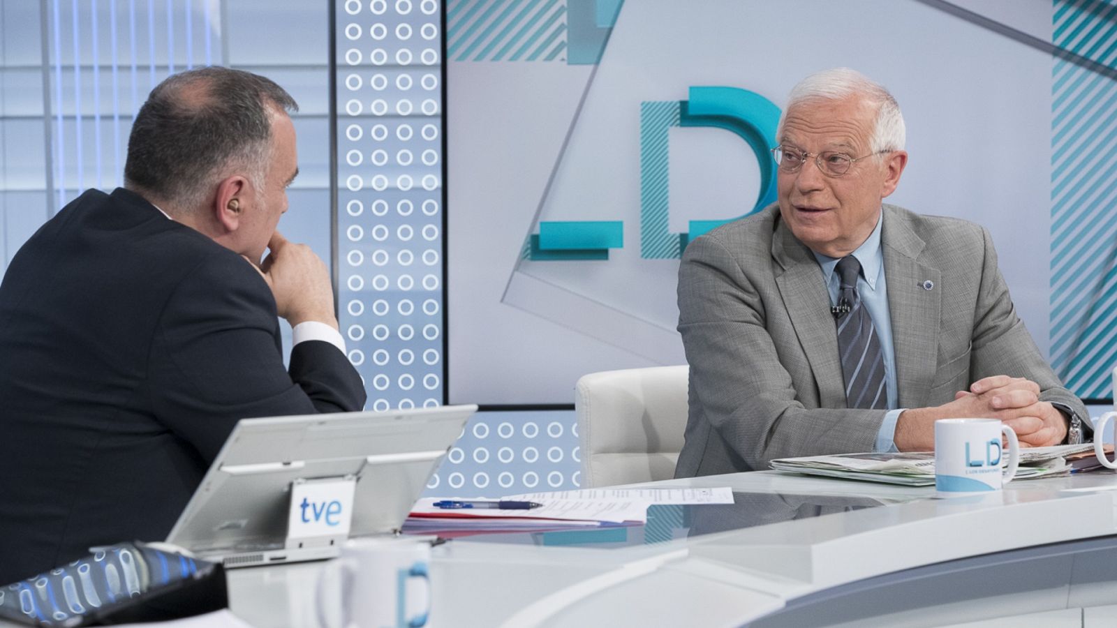 Los desayunos de TVE - Josep Borrell, ministro de Asuntos Exteriores, UE y Cooperación - ver ahora