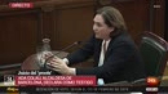 Informativo 24h - Colau asegura que el 1-O lo organizó la gente