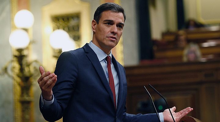 Telediario 1 - Barómetro del CIS: El PSOE marca récord de intención de voto a dos meses de las elecciones