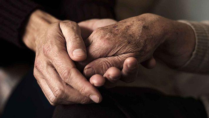 Telediario 1 - Cada día mueren 80 personas en España esperando recibir las ayudas de la dependencia