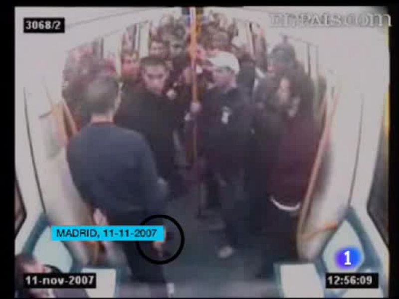 Dos años después de su asesinato, conocemos las imágenes del asesinato de Carlos Palomino, apuñalado en el Metro de Madrid.