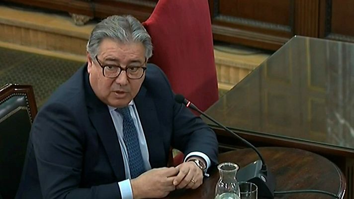 Zoido ha declarado ante el juez que la actuación de la policía el 1-O fue "proporcional"