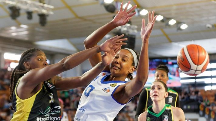 Copa de la Reina 1/4 Final: Perfumerías Av-Nissan Al-Qazeres